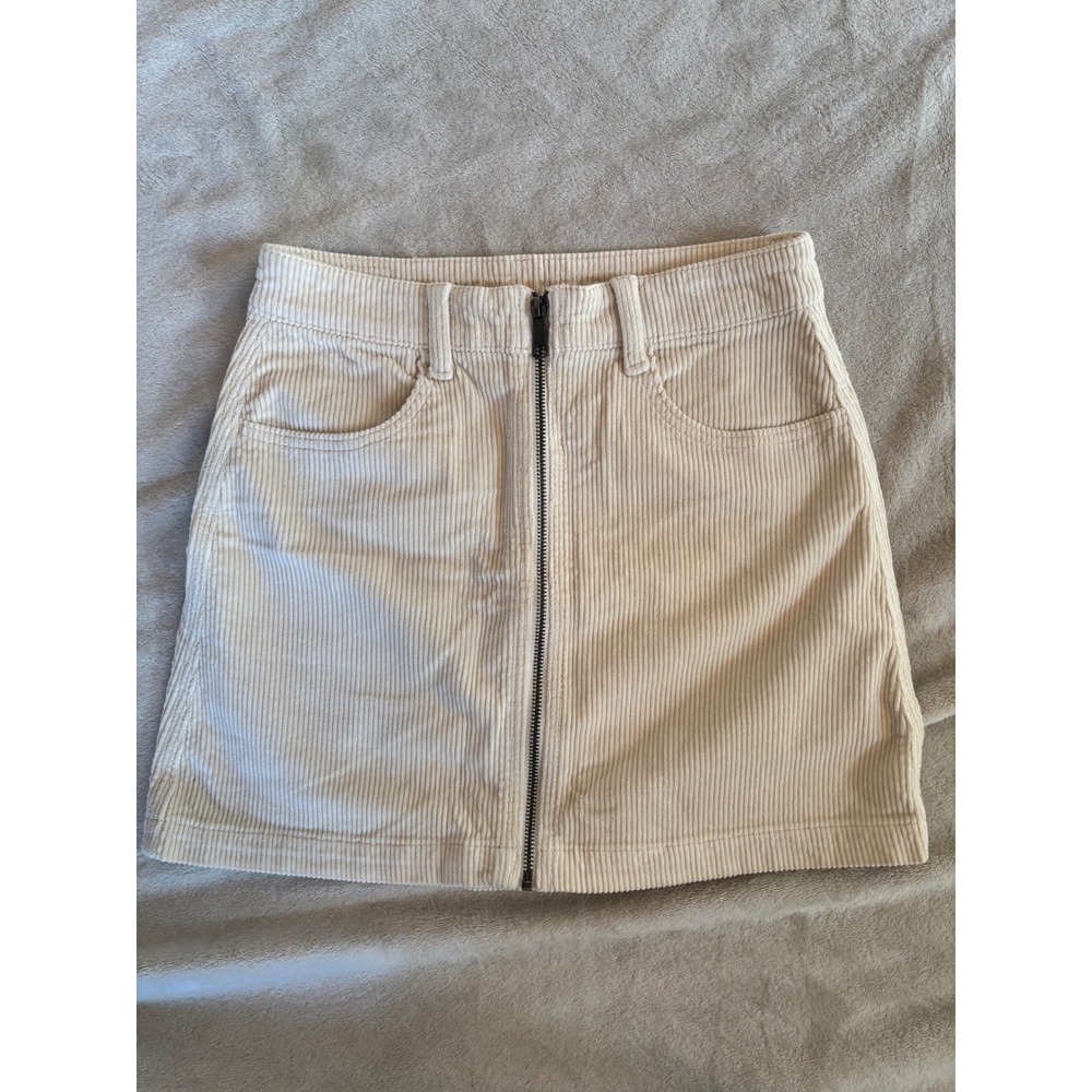 American Eagle Cream Corduroy Mini Skirt Front Zip Stretch Womens Sz 2